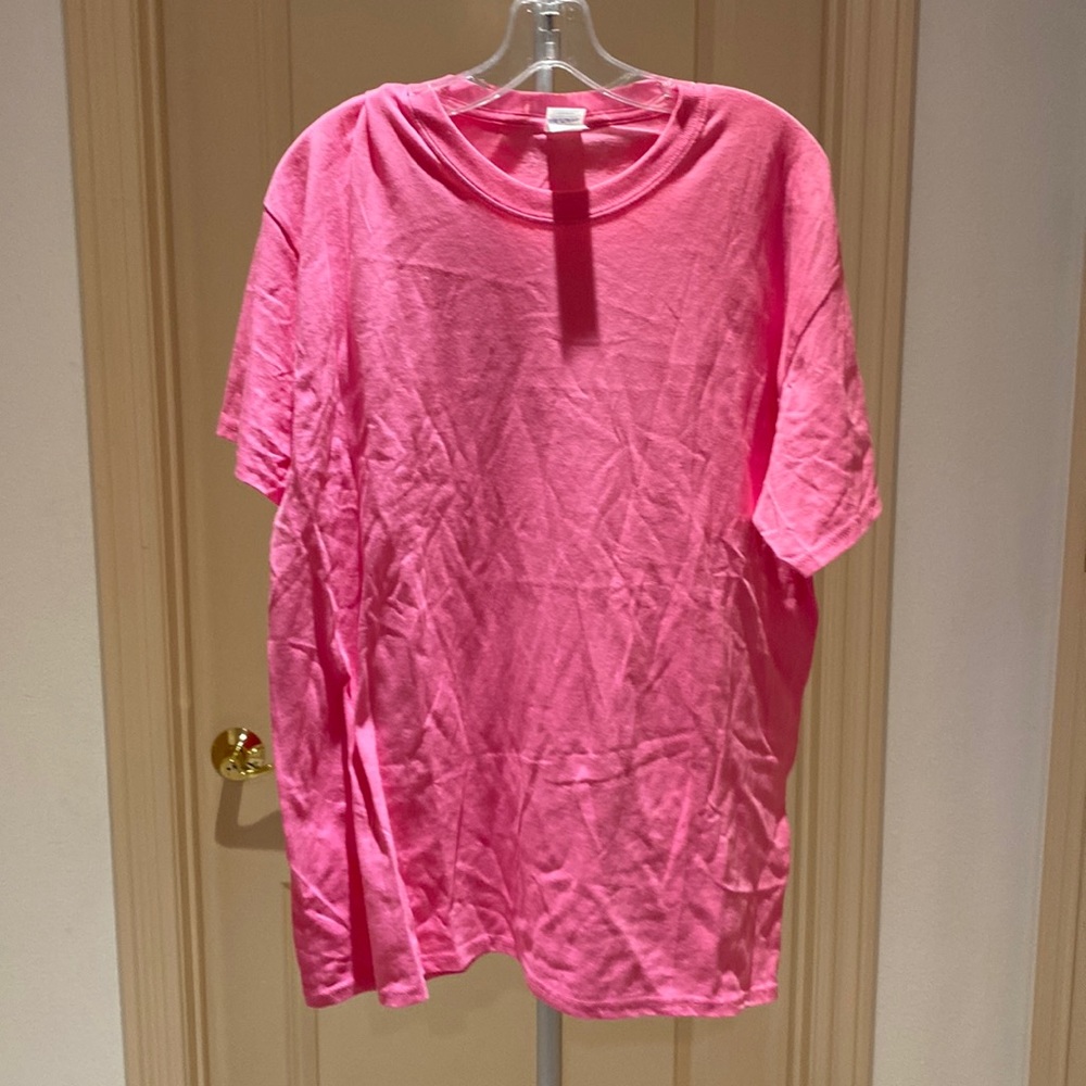 GILDAN PEPTO BISMAL PINK SHIRT SIZE L